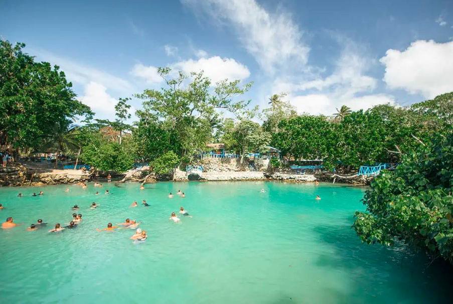 have-fun-at-blue-lagoon-vanuatu